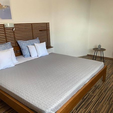 Apartmani Mia Trogir Exterior photo