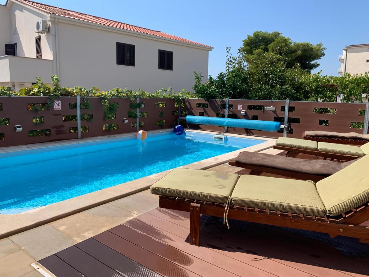 Apartmani Mia Trogir Exterior photo