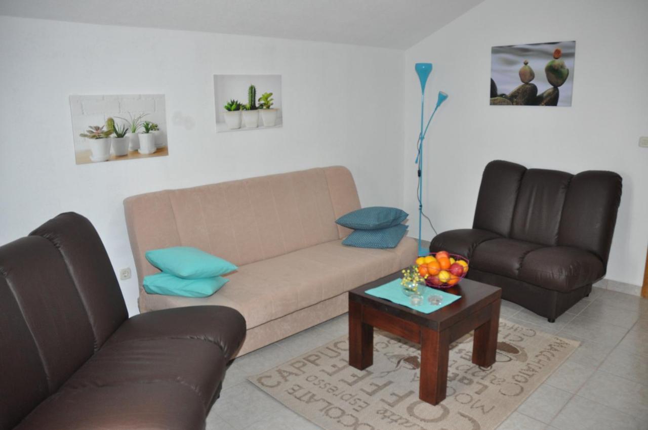 Apartmani Mia Trogir Exterior photo