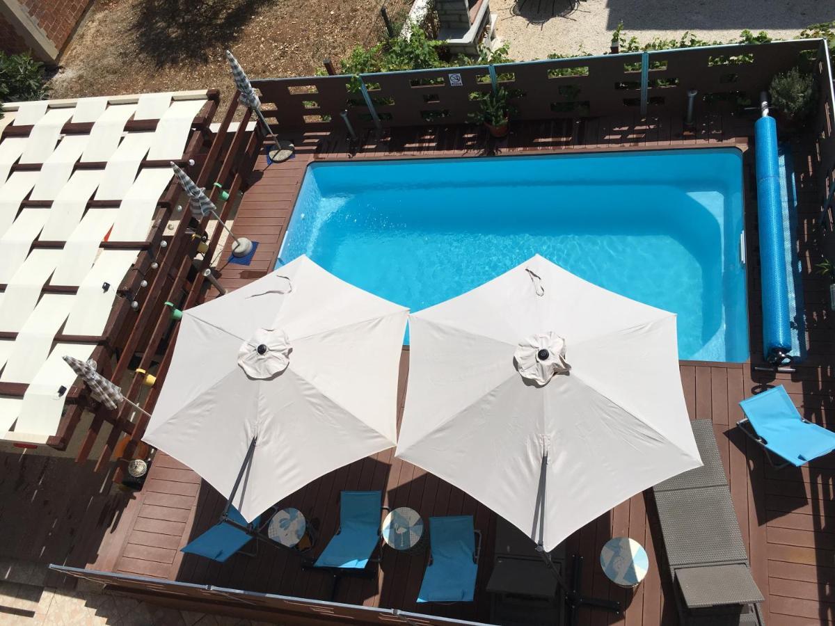 Apartmani Mia Trogir Exterior photo
